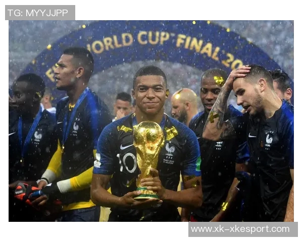 德尚透露姆巴佩脚踝炎症未愈已归皇马谢尔基仍需提升空间